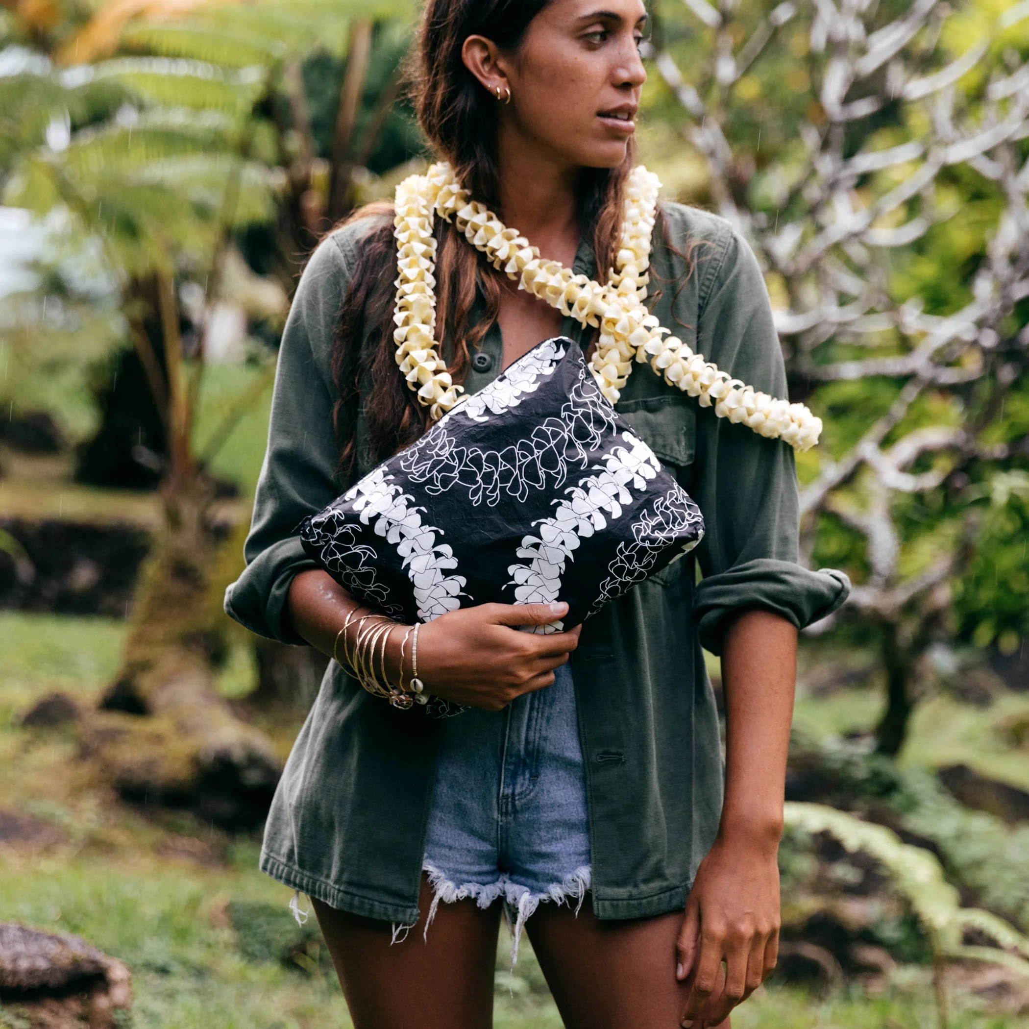 Mid Pouch | Puakenikeni - Image 4